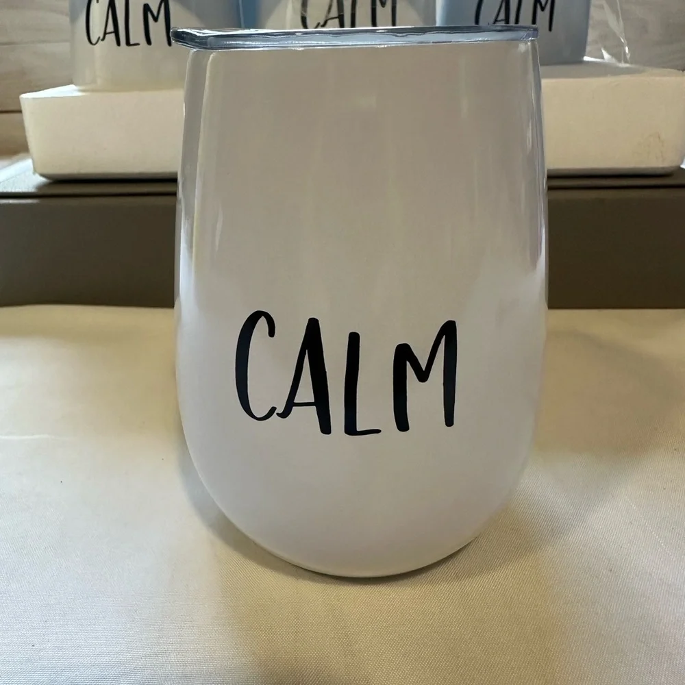 Set of 6 Calm White Tumblers with Lids - Picture 4 of 4